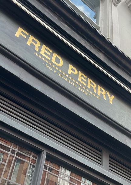 NICK GARRETT SIGNS FOR Painted House numbers names Traditional sign writers of London NGS Dulwich Margate Chelsea signwriters, SERAINA BAUMGARTNER sIGN WRITER Painted House numbers names Traditional sign writers of London NGS Dulwich Margate Chelsea signwriters