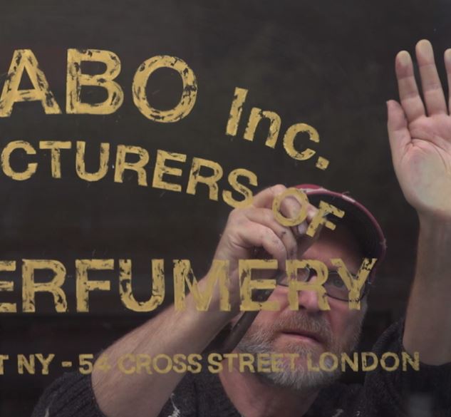 London Sign Writer Nick Garrett NGS , Traditional London SignWriter painter Nick Garrett NGS