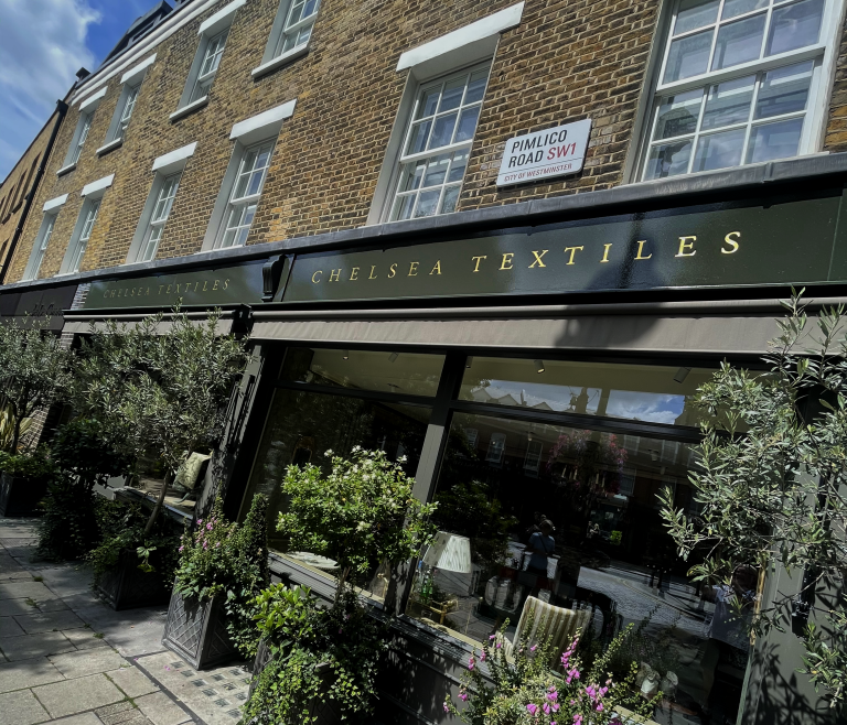 London Hand Painted sign writer NGS, Chelsea, Kensington, Soho, City of,